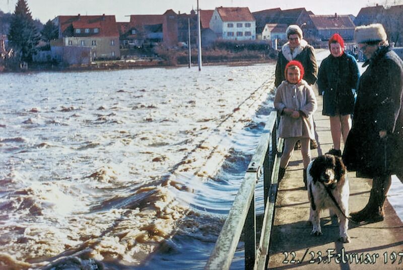 Datei:NL-FW 09 KP 846 Hochw Talübergang.jpg