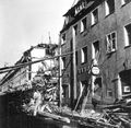Kriegsschaden an Alexanderstraße 13 (links), 15 (Totalschaden) und 17 (rechts), 1943