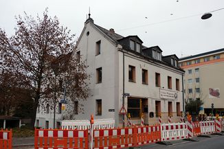 Erlanger Straße 1 Nov 2020 2.jpg