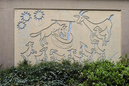 Kunstmann Märchenwand V.jpg