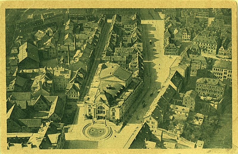 Datei:AK Stadttheater Luftbild.jpg