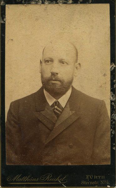 Datei:Reichel Mann mit Vollbart.jpg