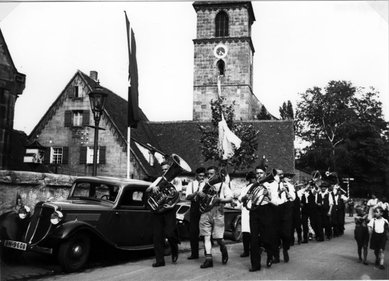 Datei:Kirchweih 1937.jpg