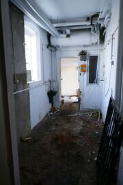 Innenraum 4 Zur Ringbahn.JPG