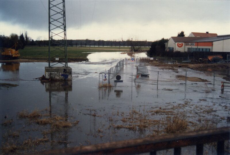 Datei:NL-FW 04 1013 KP Schaack Hochwasser 26.2.1997.jpg