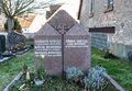 Friedhof in Vach, Grab von Günter und Erika Hefele, Dez 2025 <span class="smw-highlighter" data-type="8" data-state="inline" data-title="Hinweis" title="Urheber: Kamran SalimiLizenz: CC BY-SA 4.0"><span class="smwtticon note"></span><span class="smwttcontent">Urheber: <!--LINK'" 0:18--><br><br>Lizenz: CC BY-SA 4.0</span></span>