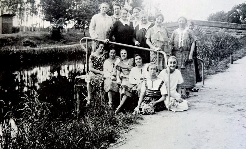 Datei:Kanal Kronach Nähkurs.jpg