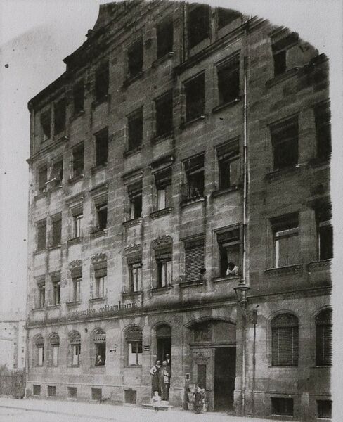 Datei:Zum goldnen Lamm.jpg