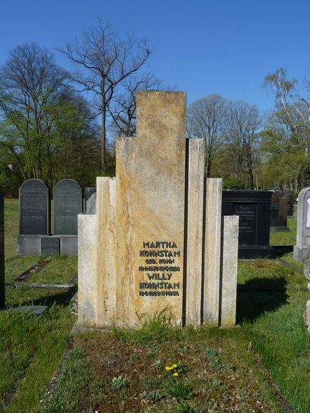 Datei:Grab Martha und Willy Kohnstam.JPG