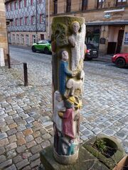 Weihnachtssäule Waagplatz 3 c.JPG