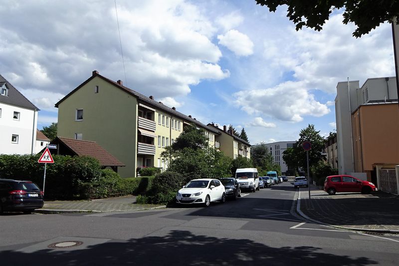 Datei:Schulstraße 2020.jpg