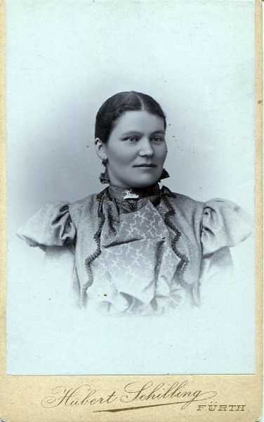 Datei:Schilling Dora.jpg