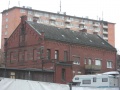 In KW25/26 2014 abgebrochenes Nebengebäude der Brauerei, von der <a class="mw-selflink selflink">Dambacher Straße</a> aus gesehen
