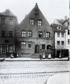 v. l. n. r.: Königstraße 20, 18 und 16, Aufnahme nach 1900