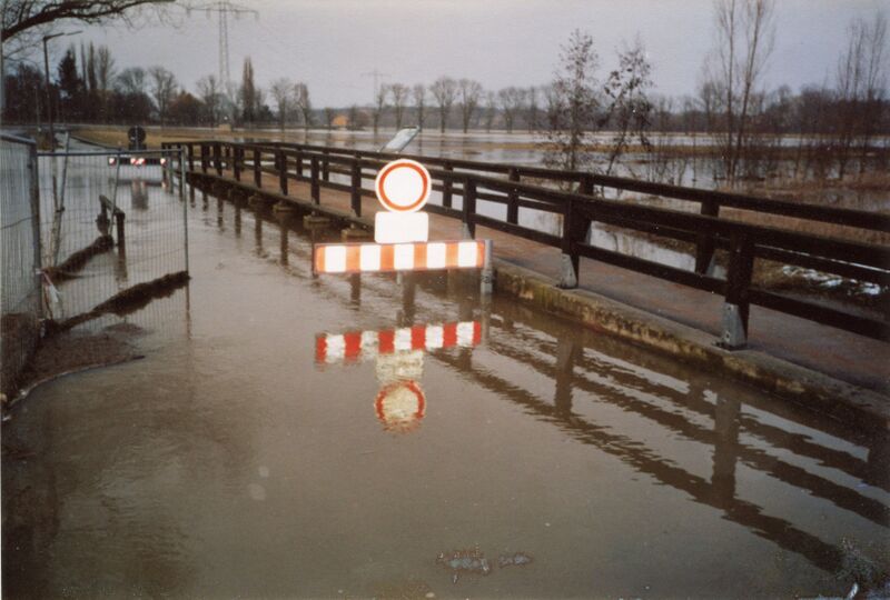 Datei:NL-FW 04 2147 KP Schaack Hochwasser 14.2.2005.jpg
