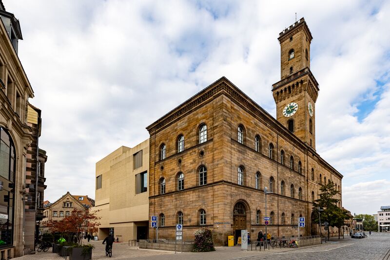 Datei:Rathaus LEZ Okt 2021.jpg