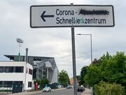 Corona-Test-Stadtion-Schild verändert Juni 2021.jpg