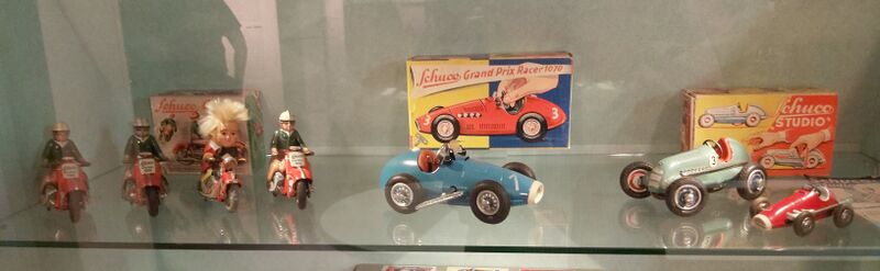 Datei:Schuco - Spielwarenmuseum3.jpg