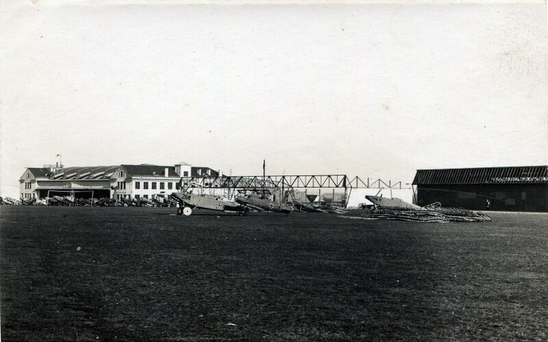 Datei:NL-FW 03 Reichel Flughafen 53.jpg