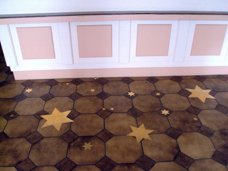 Datei:Boden Eingangsbereich.jpg