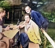 Franziska Andörfer 1932 Am Steinberghaus in Leogang col.jpg