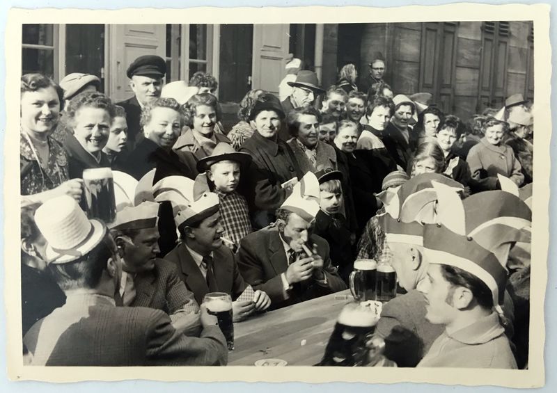 Datei:Hirschenstraße 20 1.jpg