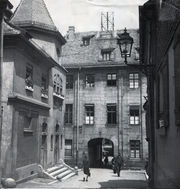 Geleitsgasse mit Durchgang.jpg