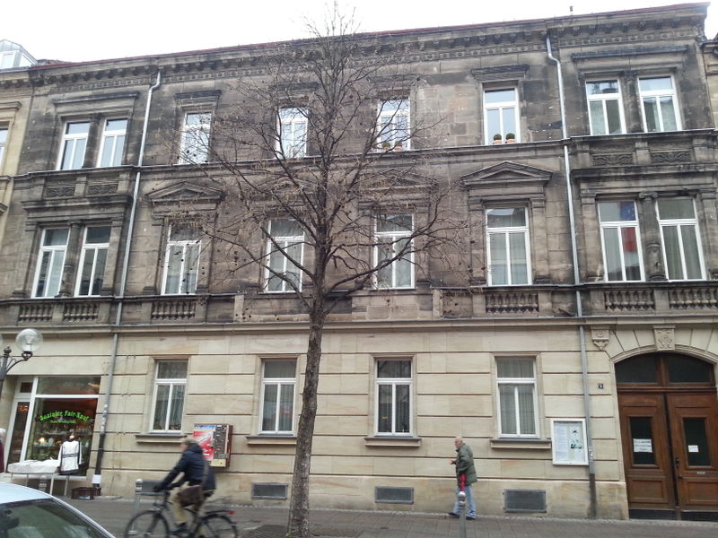 Datei:Gustav-Schickedanz-Straße 9.jpg