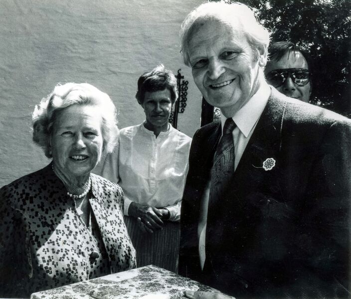 Datei:NL 16-127-283 Scherzer 65 Geb Schickedanz 12 Mai 1985.jpg