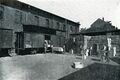 Produktionsstätte der Süddeutschen Lebensmittelwerke in der Südstadt. Im Hintergrund der Giebel von Karolinenstr. 114 mit Biergarten, 1928