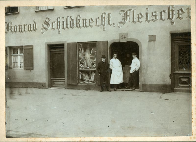 Datei:Fleischer K. Schildknecht 1910.jpg