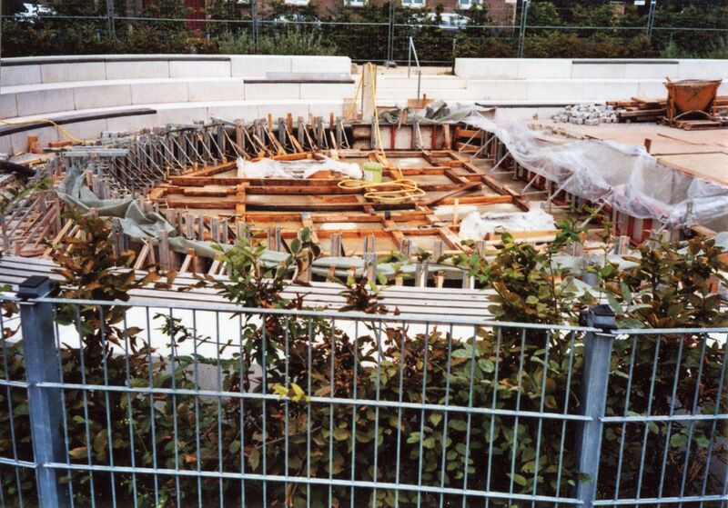 Datei:NL-FW 04 2357.0 KP Schaack Brunnen Billinganlage 31.7.2007.jpg