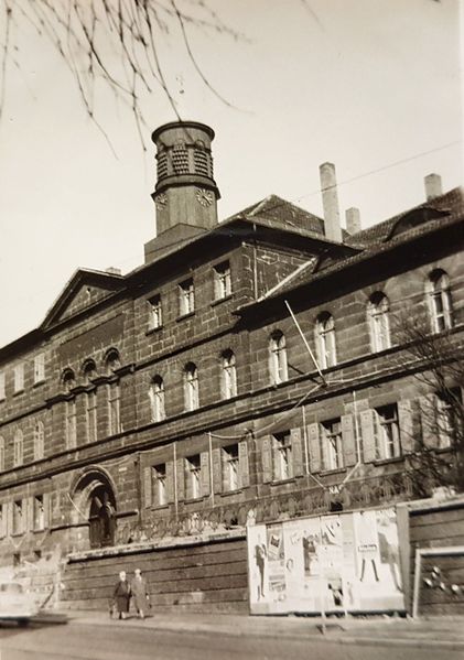 Datei:Stadtkrankenhaus Aussenansicht 1961.jpg