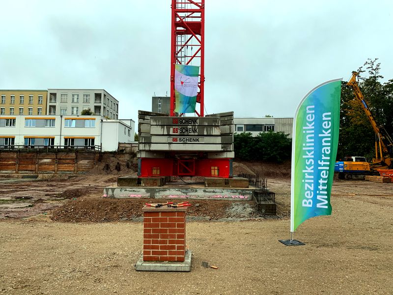 Datei:Grundsteinlegung Psychiatrie Fürth 3.jpg