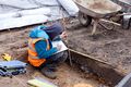 Archäologische Ausgrabungsarbeiten in Würzburg Straße in Burgfarrnbach, Dez. 2023