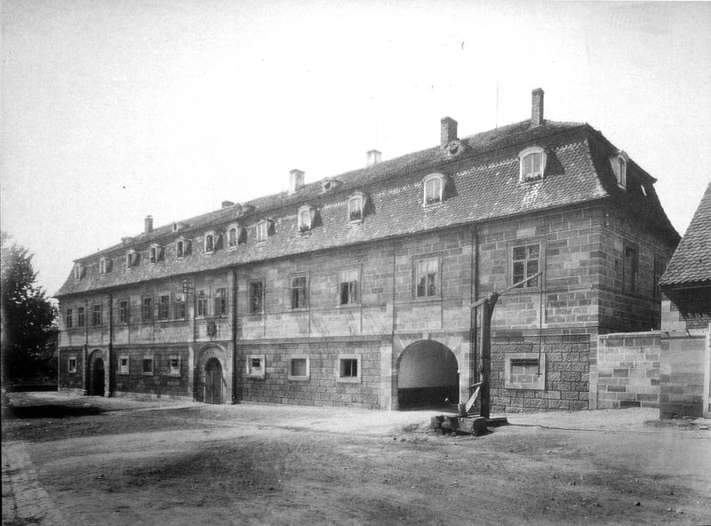 Datei:Marstall Burgfarrnbach.jpg