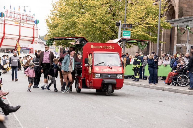 Datei:Erntedankfestzug Okt 2024 138.jpg