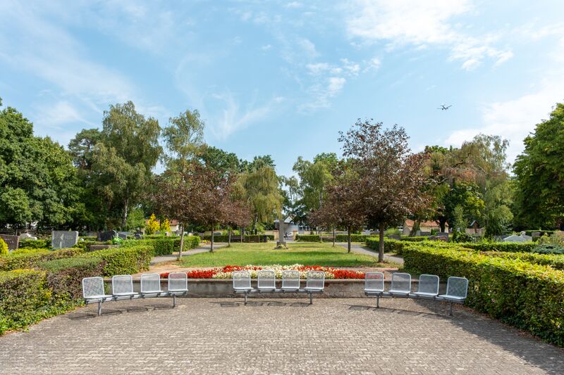 Datei:Friedhof Stadeln Aug 2025 13.jpg