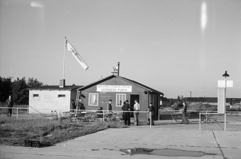 Datei:Industrieflughafen 1950.jpg