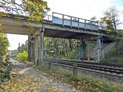 20241026 Bahnbrücke vor Abriss.jpg