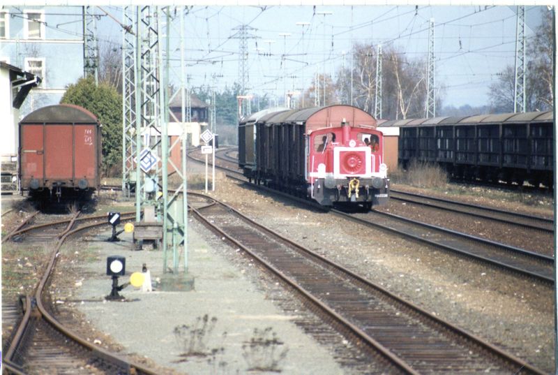 Datei:Bahnhof Vach 39.jpg