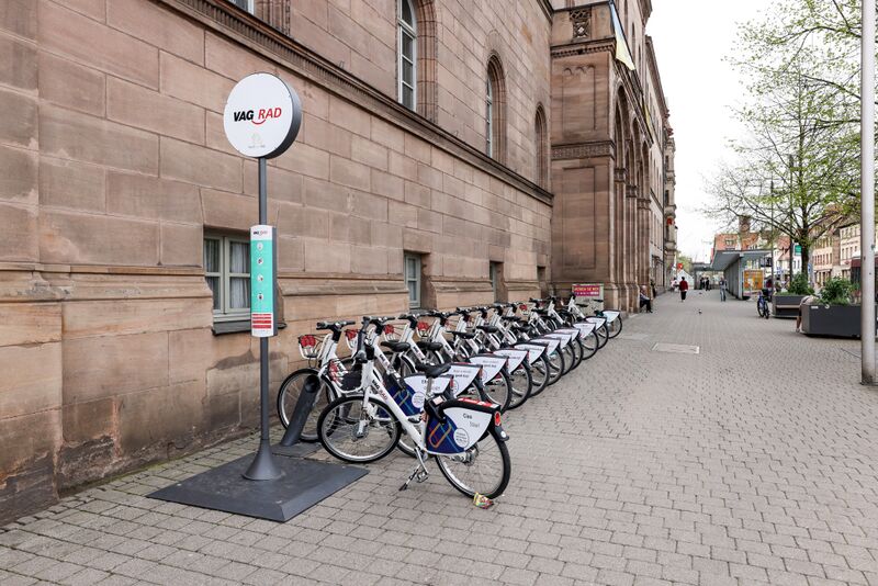 Datei:VAG-Rad Rathaus April 2024.jpg