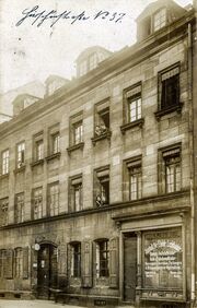 AK Hirschenstraße 37 elektr Lichtbäder gel 31 Jul 1913.jpg