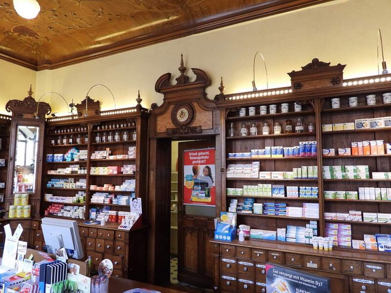 Datei:Mohren-Apotheke 02.jpg