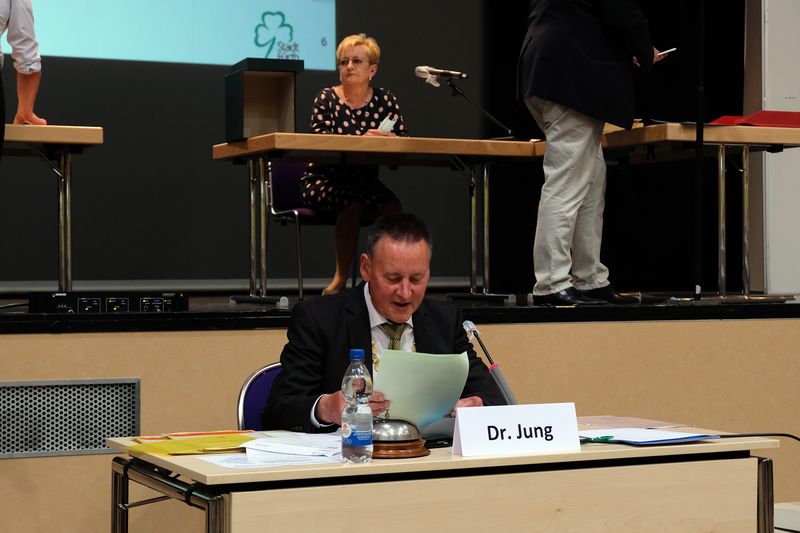 Datei:Konstituierende StR-Sitzung Mai 2020 4.jpg