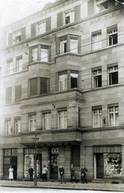 AK Schwabacher Straße 57 ngl 1930.jpg