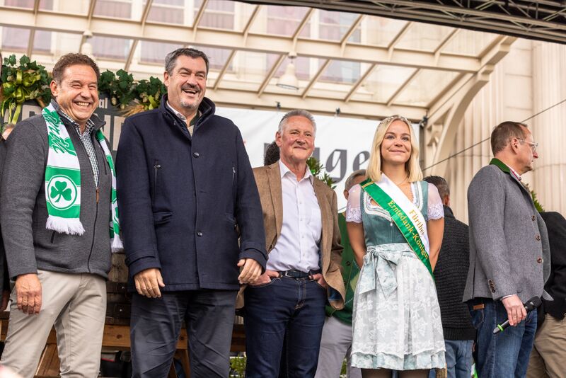 Datei:Kirchweiheröffnung Sept 2024 3.jpg