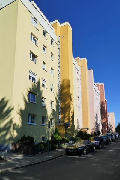 Datei:Rudolf-Schiestl-Straße 16 20200426 0020.JPG