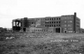 Das sog. Elbag-Lager auf dem Areal der Firma Bachmann, von Blumenthal & Co. Heute befindet sich in diesem Gebäude das Möbelhaus Flamme. Aufnahme: ca. 1950