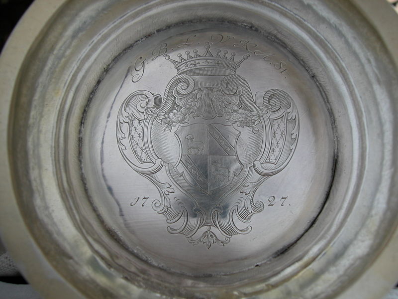 Datei:Gravur auf Boden der Abendmahlskanne von Georg Burkhard Loeffelholz 1727.JPG